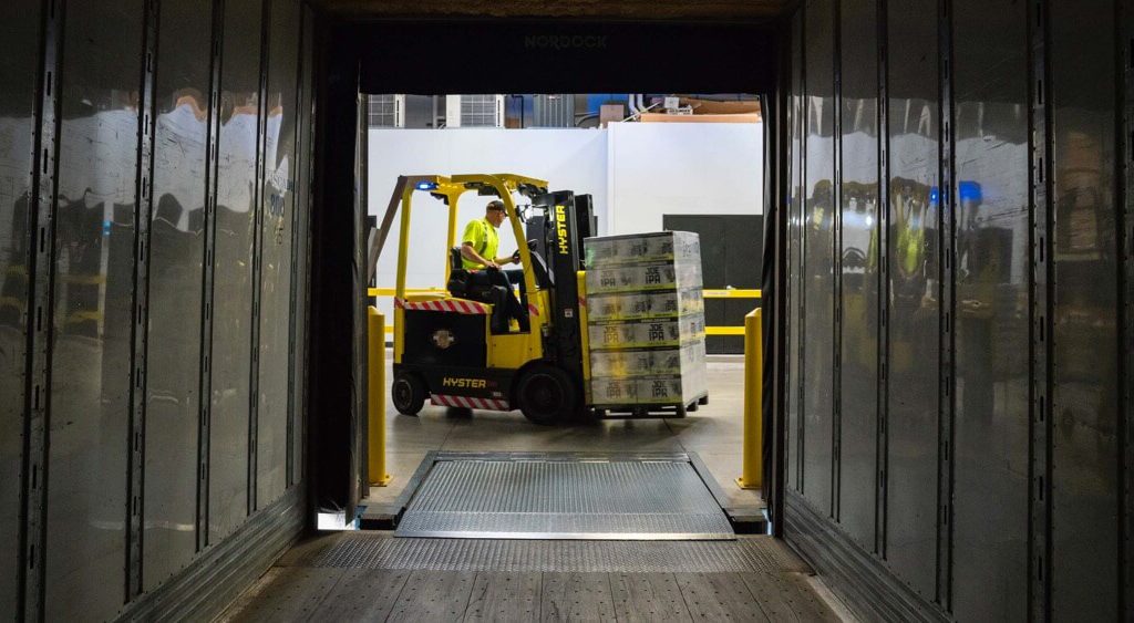 Four Ways Distribution Centers Can Optimize Their Workforce